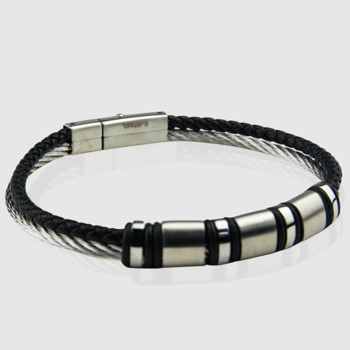 Zac Edward bracelet in cable and cordura with steel clasp closure